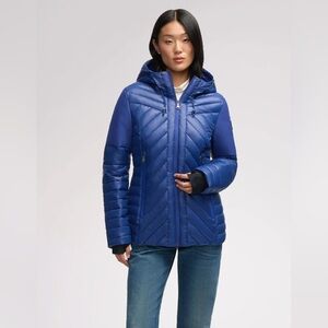 Pajar Esmay Women’s Packable Lightweight Puffer